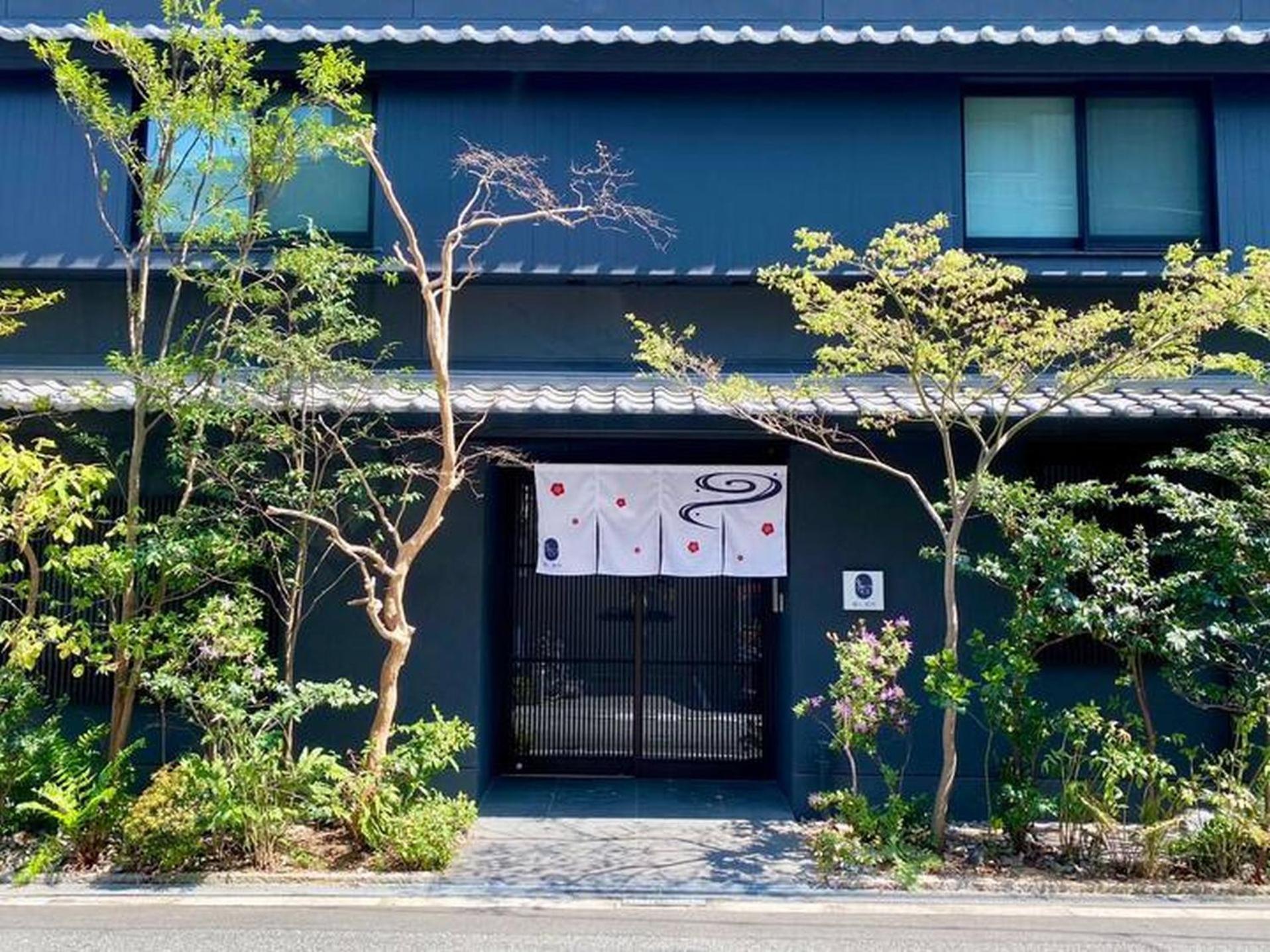 Apartment 癒し黒門本館102