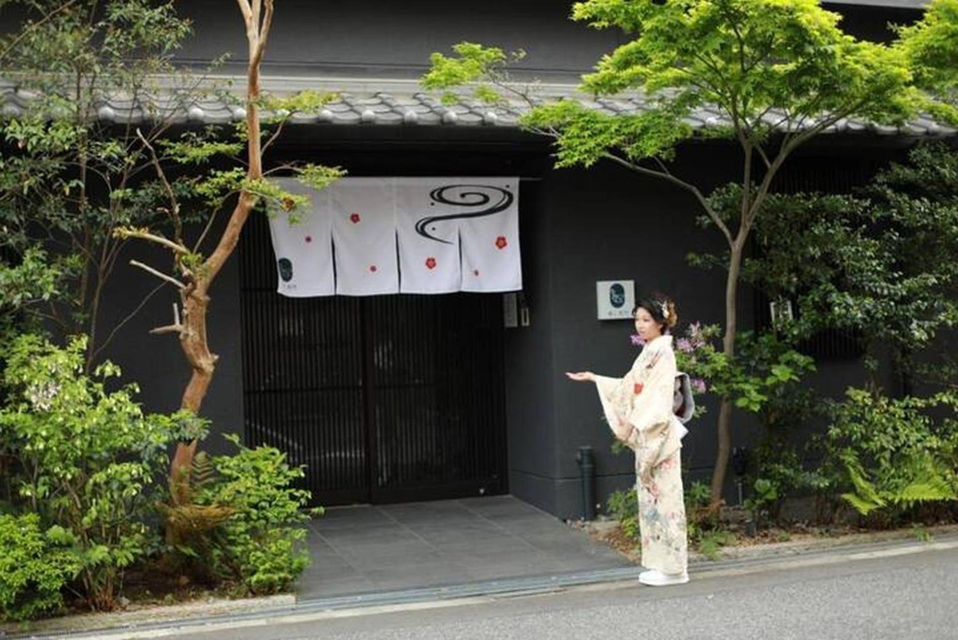 Apartment 癒し黒門本館102 *